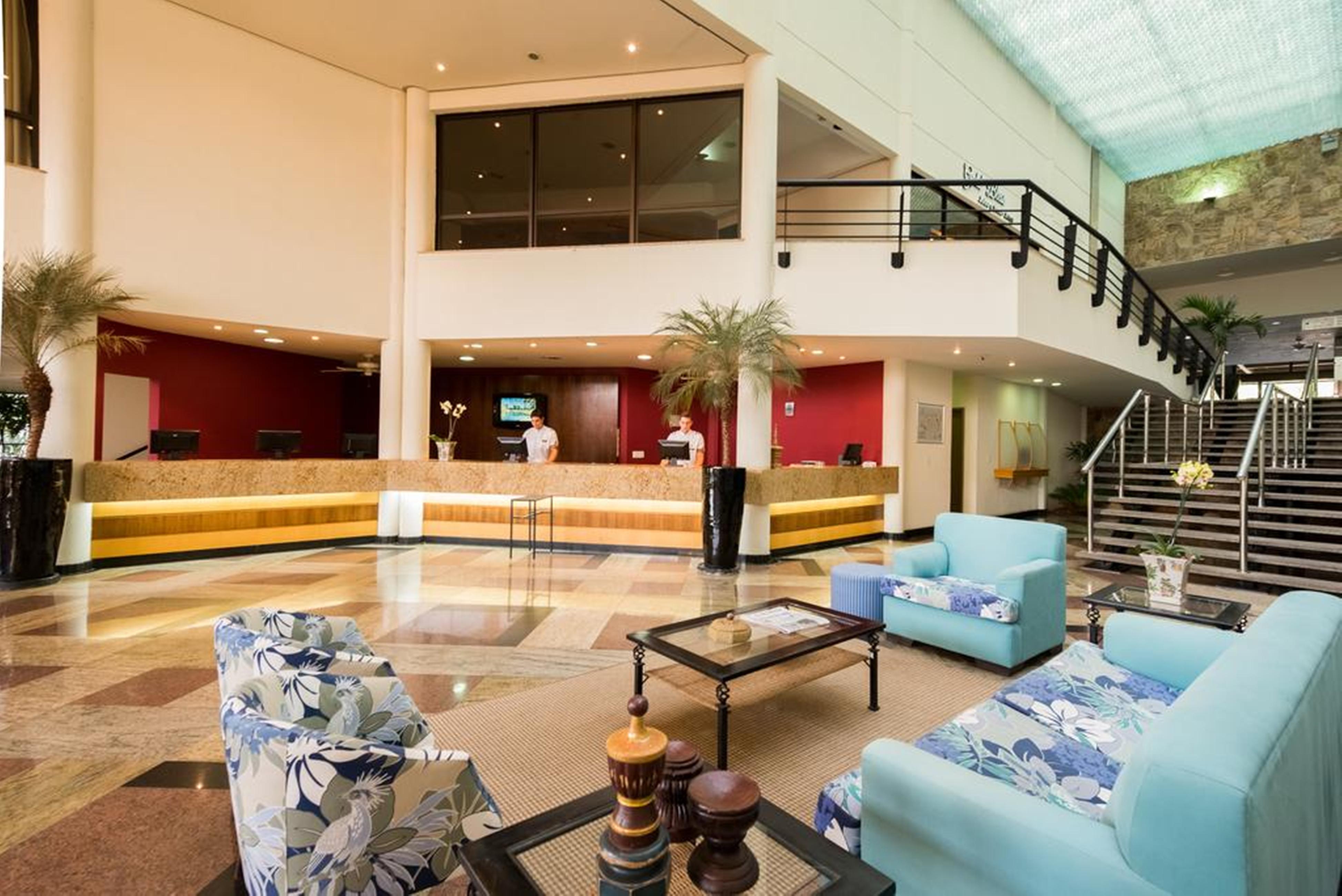 Blue Tree Thermas De Lins Resort Exterior foto Lobby
